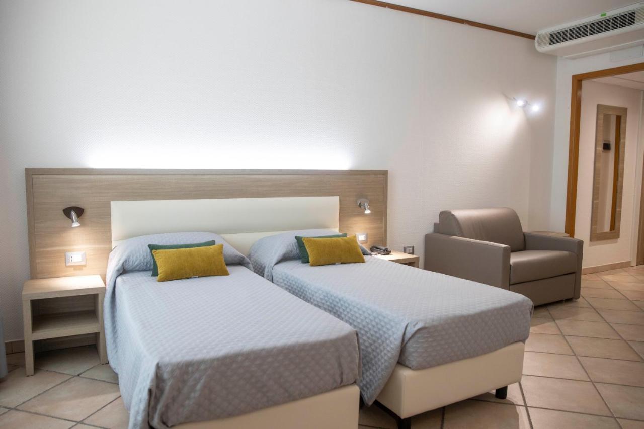 Pegasus Hotel Сассарі Екстер'єр фото